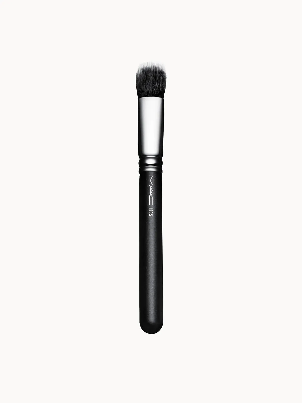 MAC 130S Short Duo Fibre Face Brush