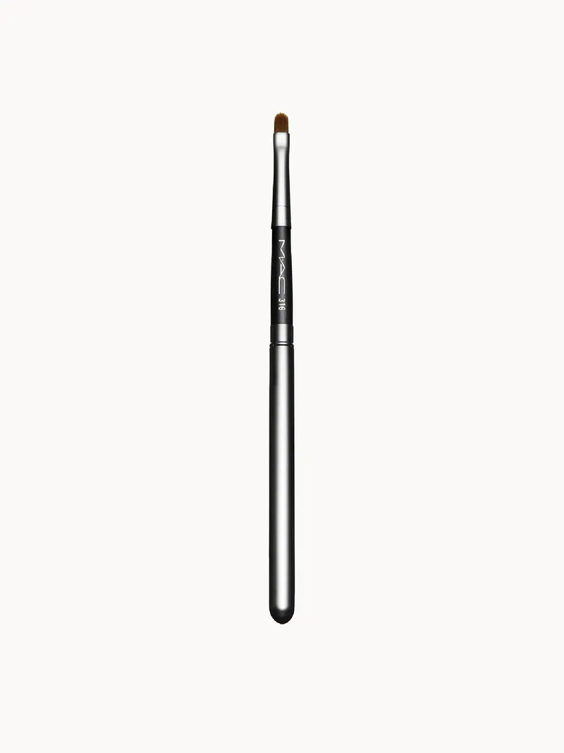 MAC 316 Covered Lip Brush